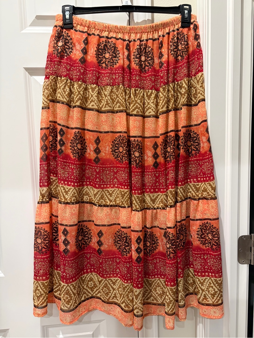Vintage size 14 batik print made in USA long lined midi skirt gold tiered EUC